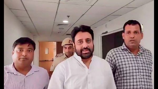 AAP MLA in ED Custody for 4 Days AAP MLA in ED Custody for 4 Days