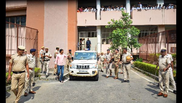 Thane Cow Vigilante Assaulted