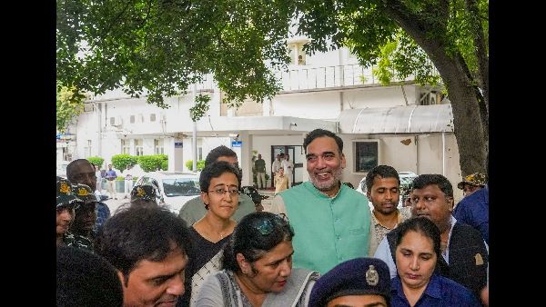 BJP: New CM Wont Change AAPs Character