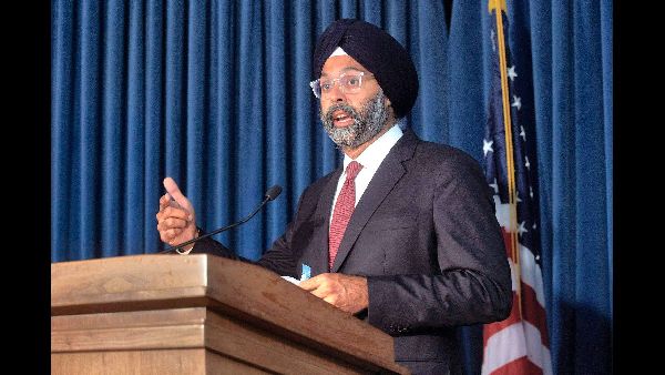 Jordan Royal in Trading Scandal