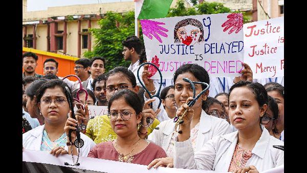 Medics Continue Protest for Promises