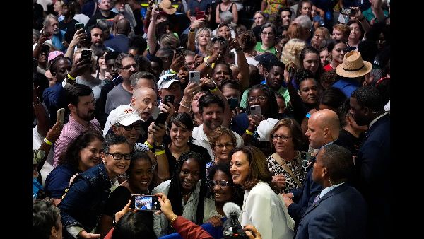 Howards Impact on Harris