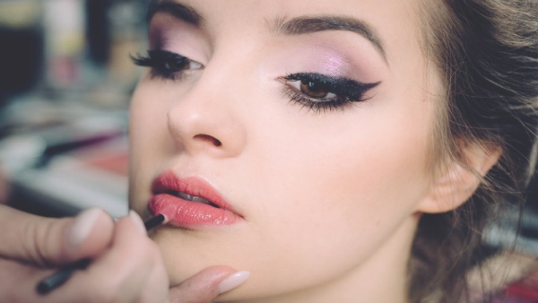 International Makeup Day How Long Can You Safely Wear Makeup Without Damaging Your Skin