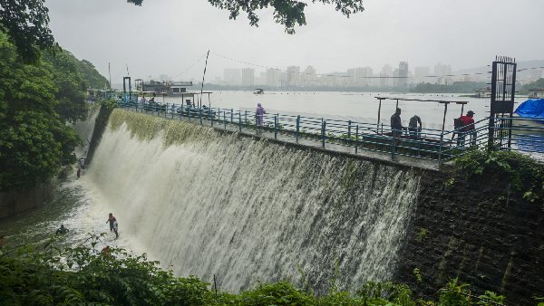 Mumbai Lakes Overflowing Water Levels Soar To 98 15 Per Cent Capacity Amid Heavy Rains