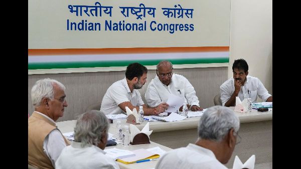 Gandhi Welcomes SCs Bulldozer View