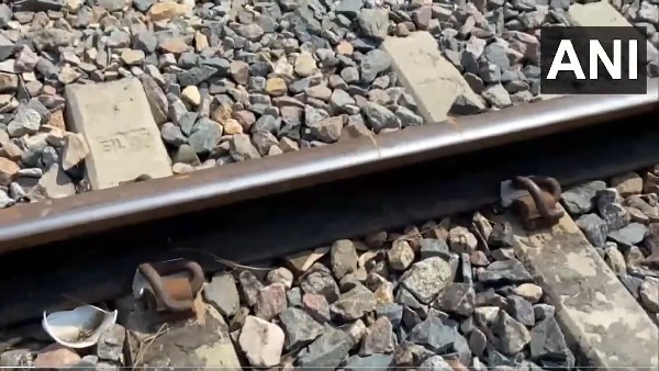 Emergency Stop Saves Goods Train Gas Cylinder Discovered On Tracks Near Uttar Pradesh Station