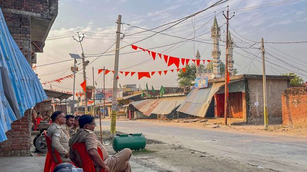 Fake Encounter Congress Slams Yogi Govt On Bahraich Incident