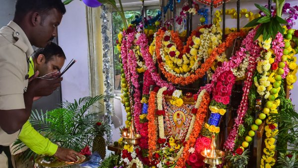 When Is Ayudha Pooja 2024 Check Date amp amp Auspicious Time For Vahana Pooja