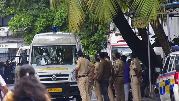 Badlapur Sexual Assault Case Bombay High Court Rejects Bail For Two Accused Questions SIT s Handling Badlapur Sexual Assault Case Bombay High Court Rejects Bail For Two Accused Questions SIT s Handling