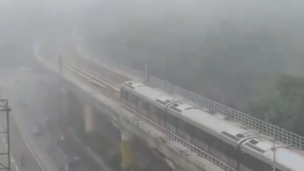 Yellow Alert In Bengaluru Overnight Rains And Thunderstorm Hit Namma Ooru Causing Traffic And Flooded Street