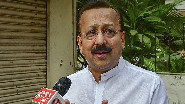 Maharashtra Opposition Slams Government Over Baba Siddique s Murder Questions Law And Order