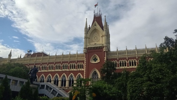 Calcutta HC Orders CBI probe Calcutta HC Orders CBI probe