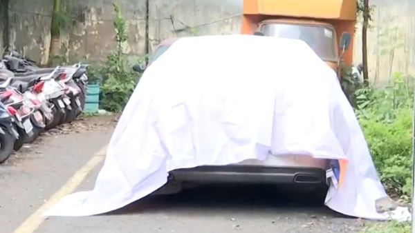 Pune Speeding Audi Kills Gig Worker