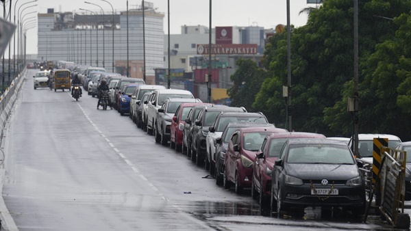 Parked Vehicles On Chennai Flyovers Can Return Home As Extreme Rains Recede TN Weatherman