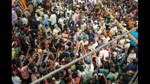 Delhi to Issue E-Challans on WhatsApp