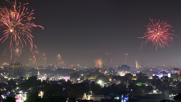 When Is Diwali Holiday In Tamil Nadu Get Ready For Long Weekend