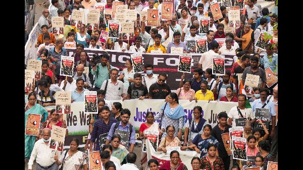 Health Workers in Lebanon Fear for Safety