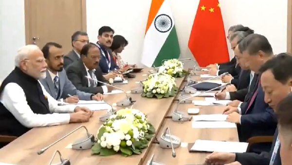 PM Modi Meets Xi Jinping