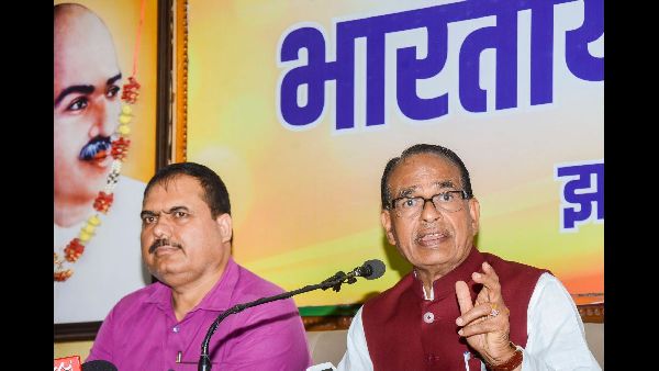 Soren Meets Kharge and Gandhi for Poll Strategy