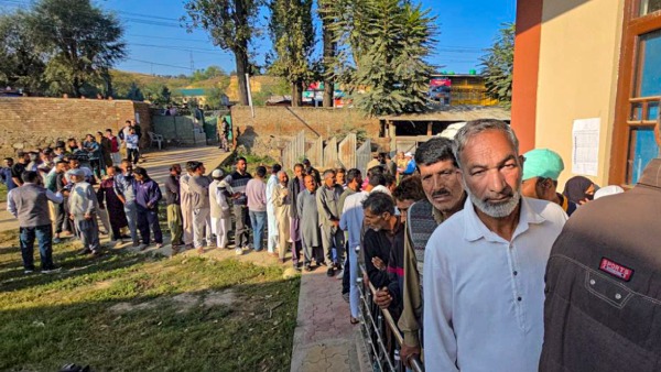 Jammu amp amp Kashmir Records 63 88 Voter Turnout For Assembly Election
