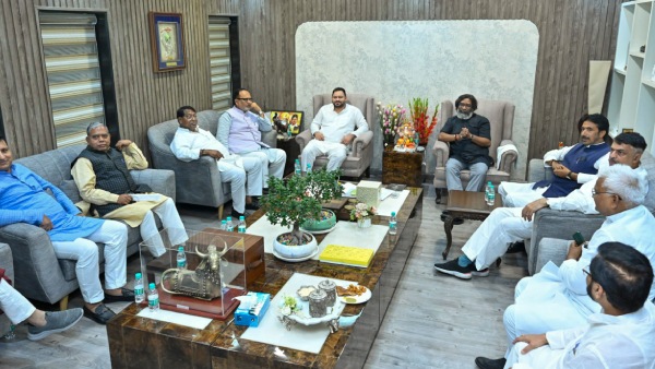 JMM s Plan To Retain Power In Jharkhand Hits Roadblock As RJD Left Parties Threaten To Go Solo