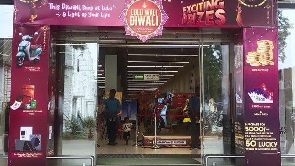 Lulu Hypermarket Announces Spectacular Diwali Festival Exciting Offers Prizes and Much more