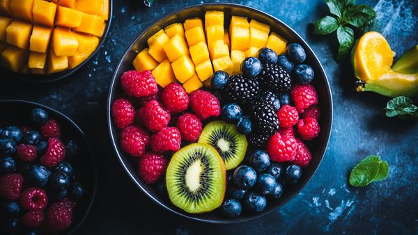 Maintaining Healthy Long Hair Through Diet
