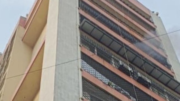 Fire at Mumbai s Lokhandwala Complex Kills Three