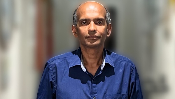 Strategizing Enterprise Transformation RamaKrishna Manchana s Integrated Approach to Central and Decentral IT Roadmaps