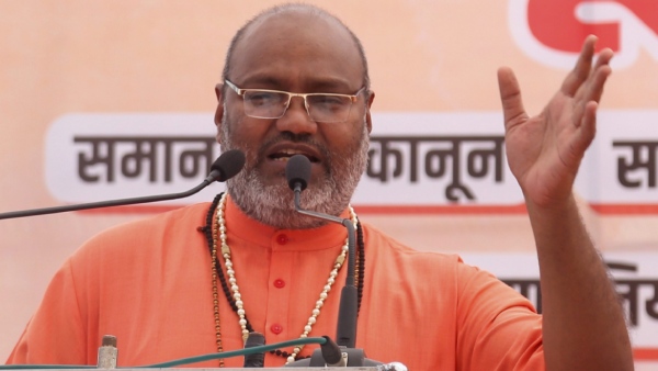 Amravati Narsinghanand Stirs Up Row