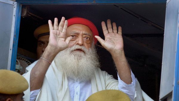 SC Issues Notice To Gujarat Govt On Asaram Bapu s Plea Seeking Suspension Of Sentence In Rape Case