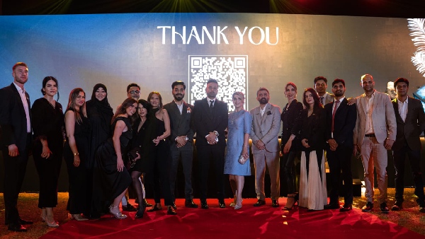 ANAX Developments creates Real Estate History at Jumeirah Beach Hotel with One-of-a-kind Unveiling of Evora Re