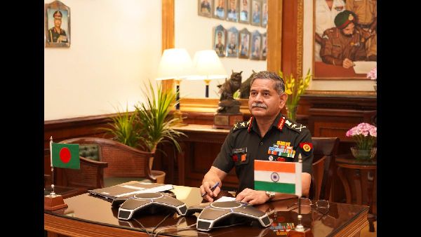 Army Chief Reviews Western Command Readiness
