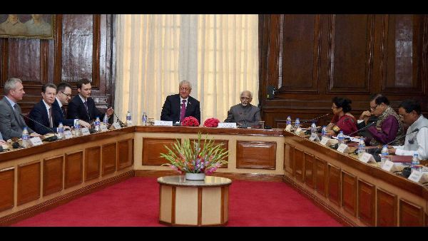 Belarus Delegation Visits Pakistan During Protests