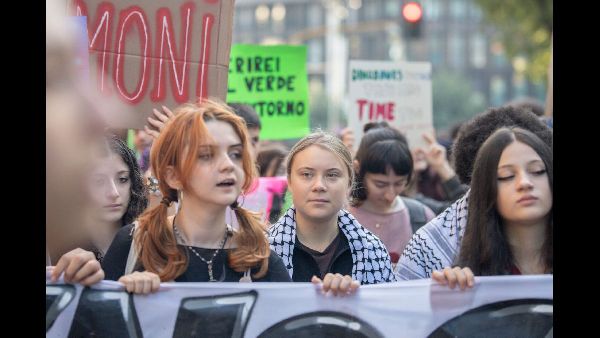 Thunberg Protests Azerbaijans Climate Summit Hosting