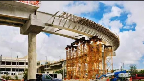 Mumbai s Malad Flyover