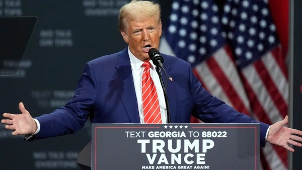 Chinese National Faces Jail For Attempted Trespassing At Trump s Mar-a-Lago