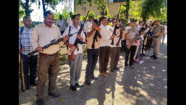 Terrorists Kill Two Village Defence Guards in Kishtwar