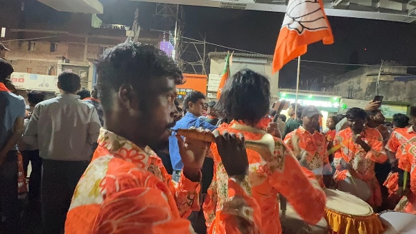 Cultural Beats Traditional Drums Set the Mood for Modi s Ranchi Visit