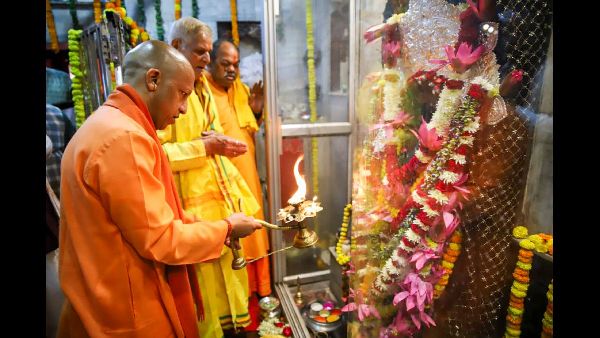 Yogi Adityanaths Message to Youth at Convocation