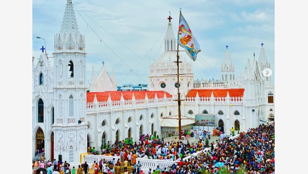 10 Stunning Churches In India