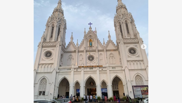 10 Stunning Churches In India