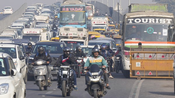 Schools Go Online Construction Banned GRAP-4 Measures Enforced In Delhi As Air Quality Worsens