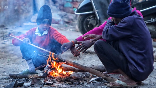 Delhi-NCR Faces Chilly Mornings