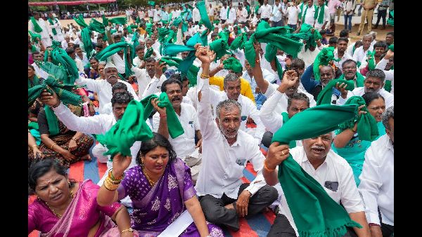 UP Government Forms Committee for Farmers Issues