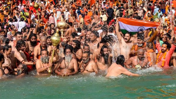 Kumbh Mela 2025 From Holy Dip To Ancestral Offerings - A Guide to Kumbh Mela s 8 Sacred Rituals Kumbh Mela 2025 From Holy Dip To Ancestral Offerings - A Guide to Kumbh Mela s 8 Sacred Rituals