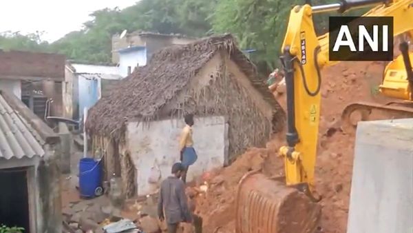 Tamil Nadu Rains Family Of 7 Killed In Landslide In Tiruvannamalai Tamil Nadu Rains Family Of 7 Killed In Landslide In Tiruvannamalai