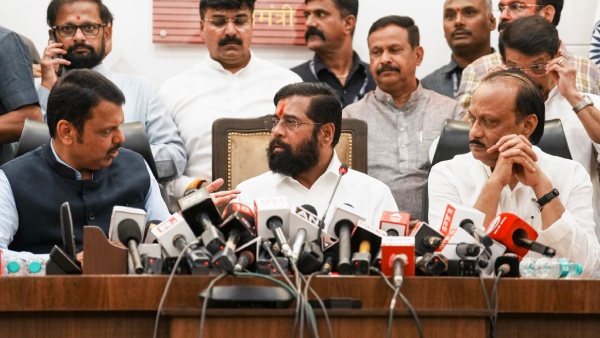 Impasse Over Maha CM Post Continues