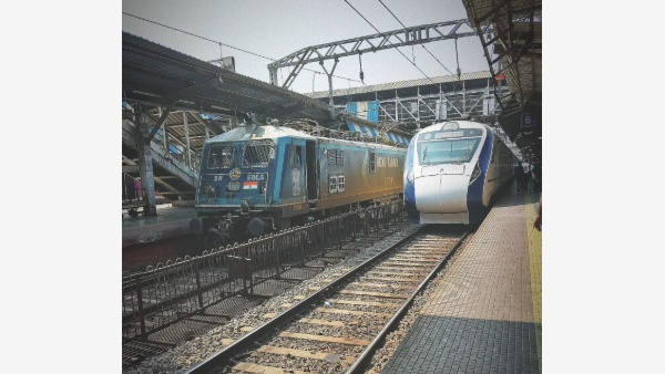 Mumbai Local Train Services Update