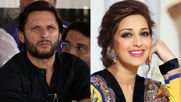 Shahid Afridi Breaks Silence On Relationship Status With Sonali Bendre